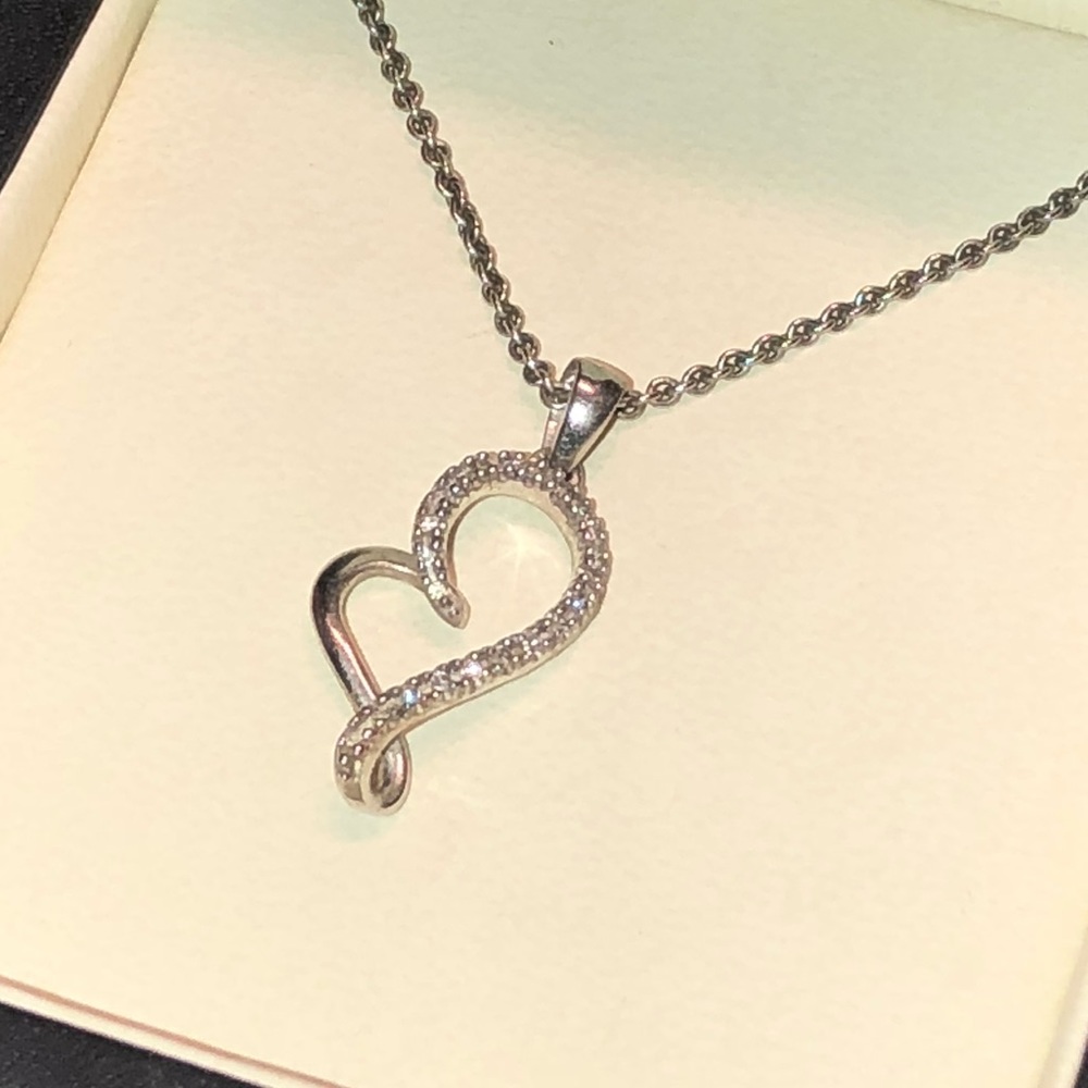 1/10 CTW Diamond Heart Necklace